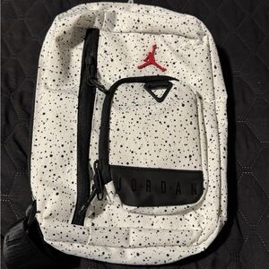 Nike Collectors Crossbody Bag (3L)